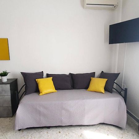 Limited Edition Guesthouse Бари Екстериор снимка